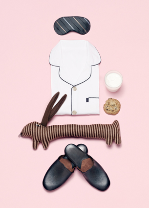 During my daily search on Pinterest I ran into the work of Susanna Vento. I'm a big fan of her style and wanted to know more about her. So I asked her a few questions