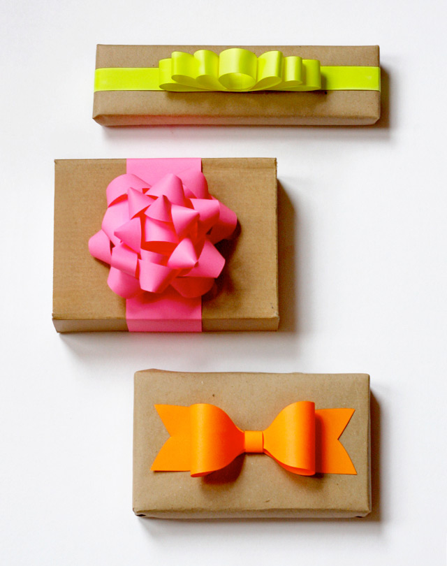 DIY: How to make a paper bow