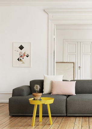 Some things I loved last week! Like this yellow coffee table by Muuto, lovely words and prints.