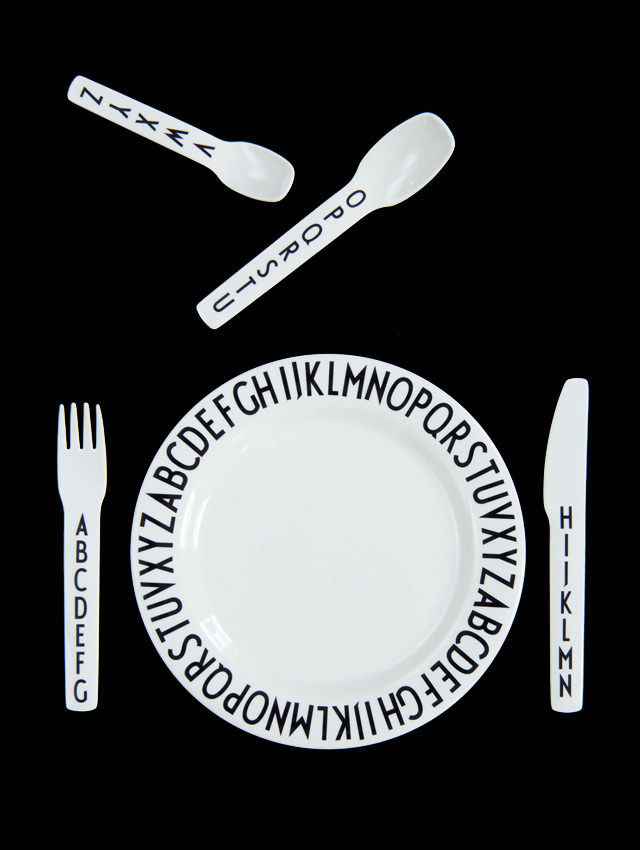 Melamine plate and cutlery for kids