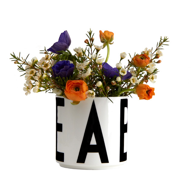 Multi jar with Arne Jacobsen typography