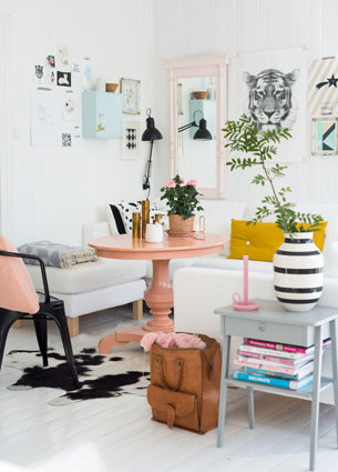 Some things I loved last week! Like this colorful living room, some wise words and wooden necklaces.